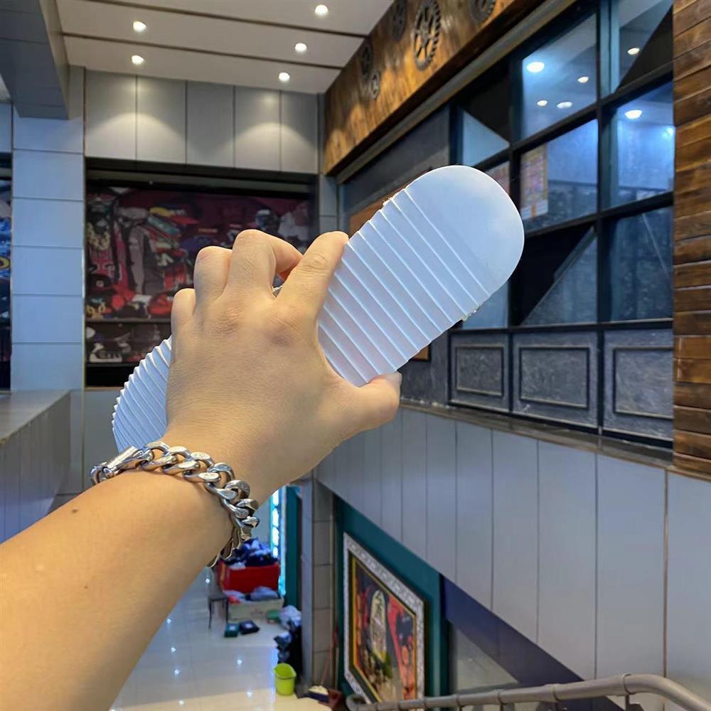 SneakLuxe™ - Diamant-gepopte sneakers voor heren